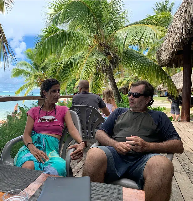 Jérôme et Nathalie vos hôtes pour votre croisière en Polynésie